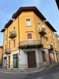 appartamento in vendita a Sesto Calende