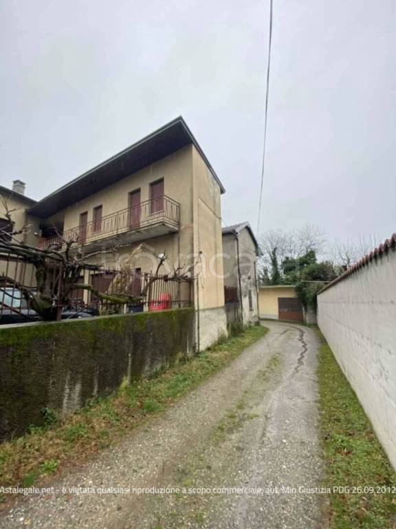 appartamento in vendita a Sesto Calende