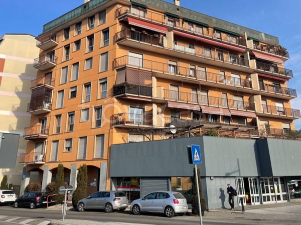 appartamento in vendita a Sesto Calende
