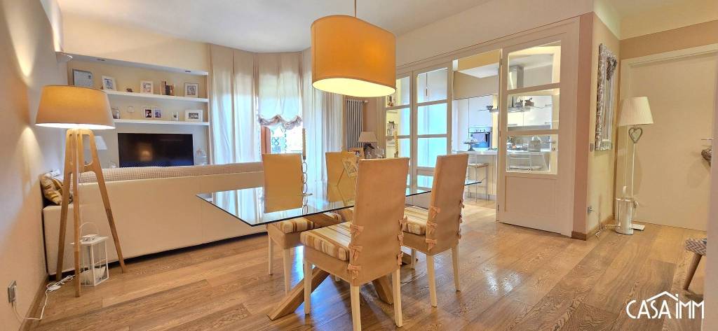 casa indipendente in vendita a Sesto Calende in zona San Giorgio