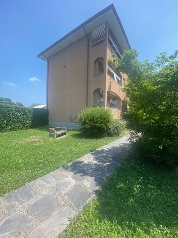 appartamento in vendita a Sesto Calende
