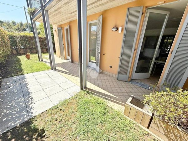 appartamento in vendita a Sesto Calende