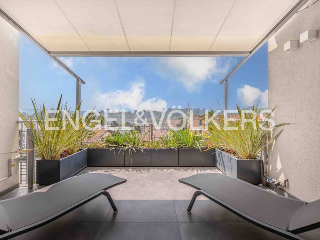 appartamento in vendita a Sesto Calende