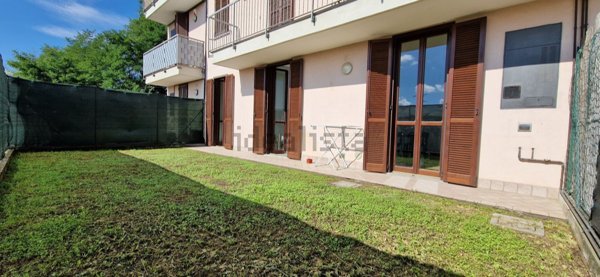 appartamento in vendita a Sesto Calende