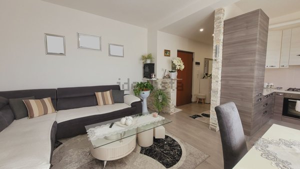 appartamento in vendita a Sesto Calende