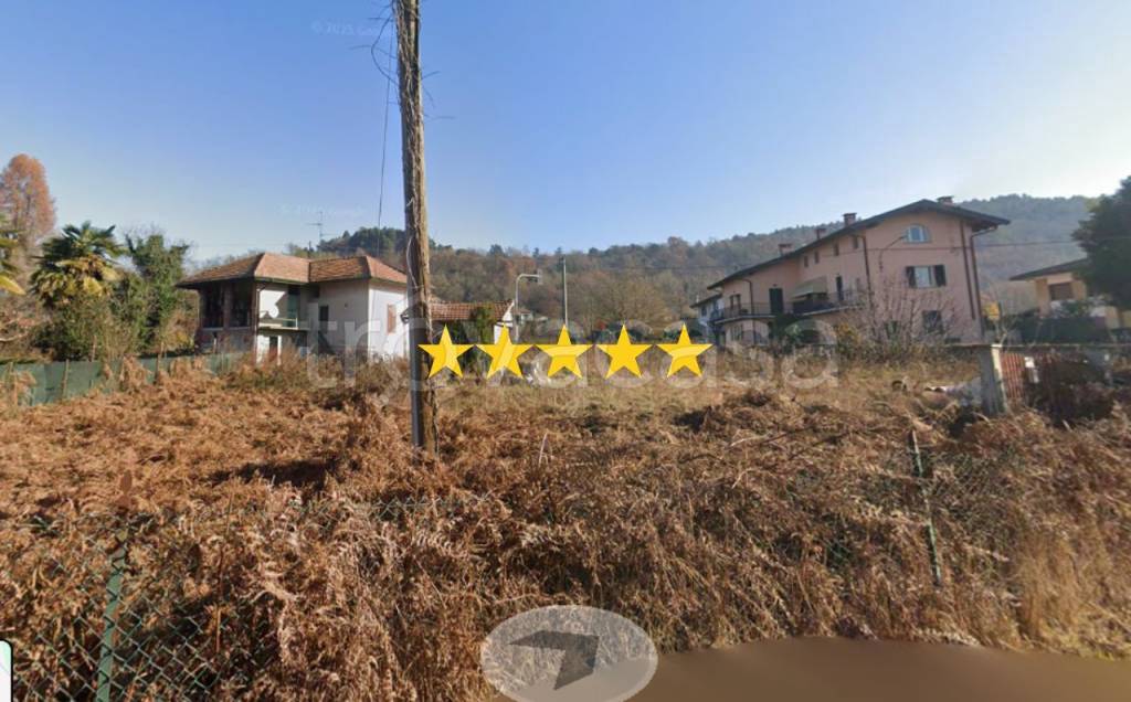 appartamento in vendita a Sesto Calende in zona Lisanza