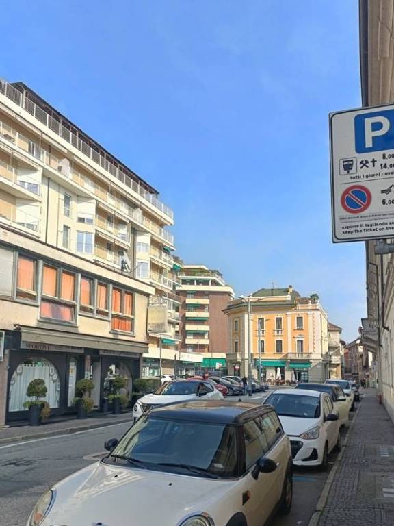 appartamento in vendita a Sesto Calende