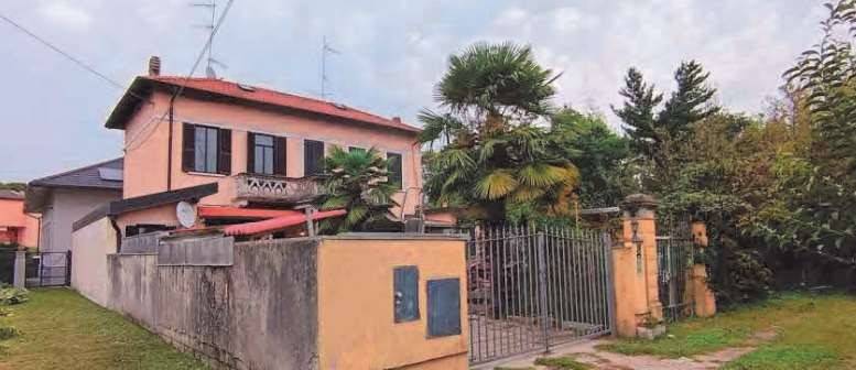 appartamento in vendita a Sesto Calende