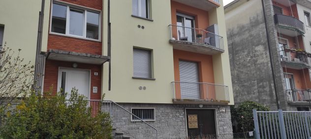 appartamento in vendita a Sesto Calende