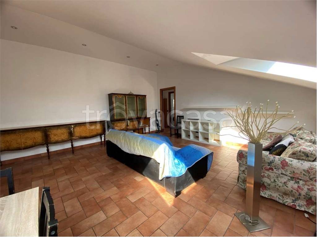 appartamento in vendita a Sesto Calende