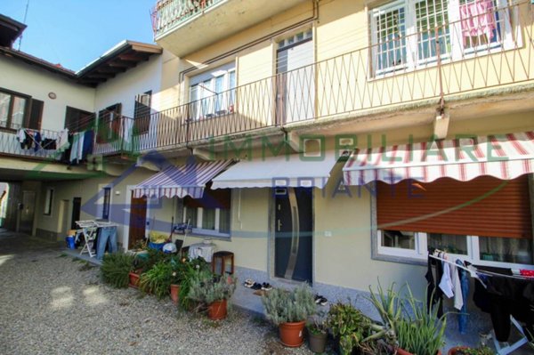 appartamento in vendita a Sesto Calende