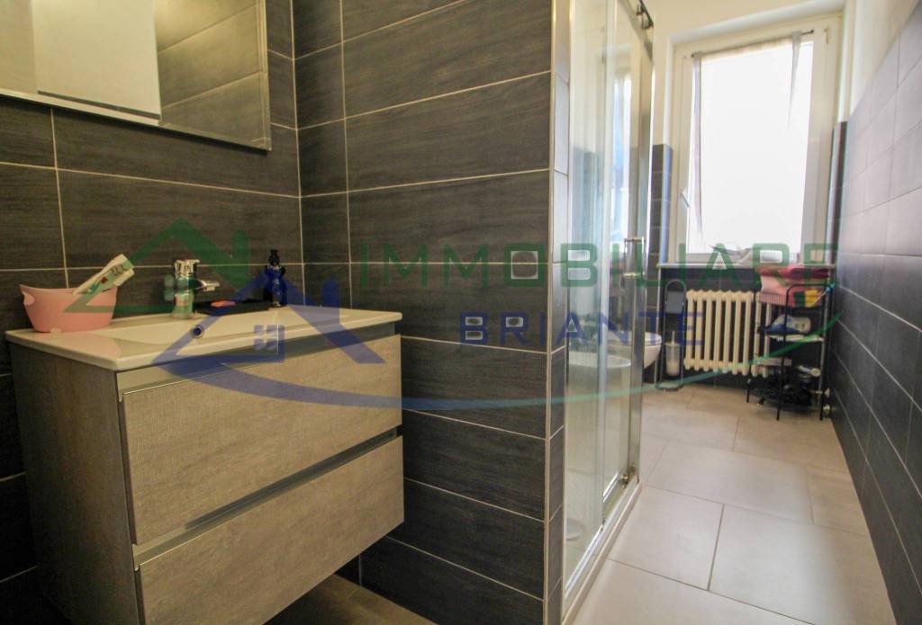 appartamento in vendita a Sesto Calende