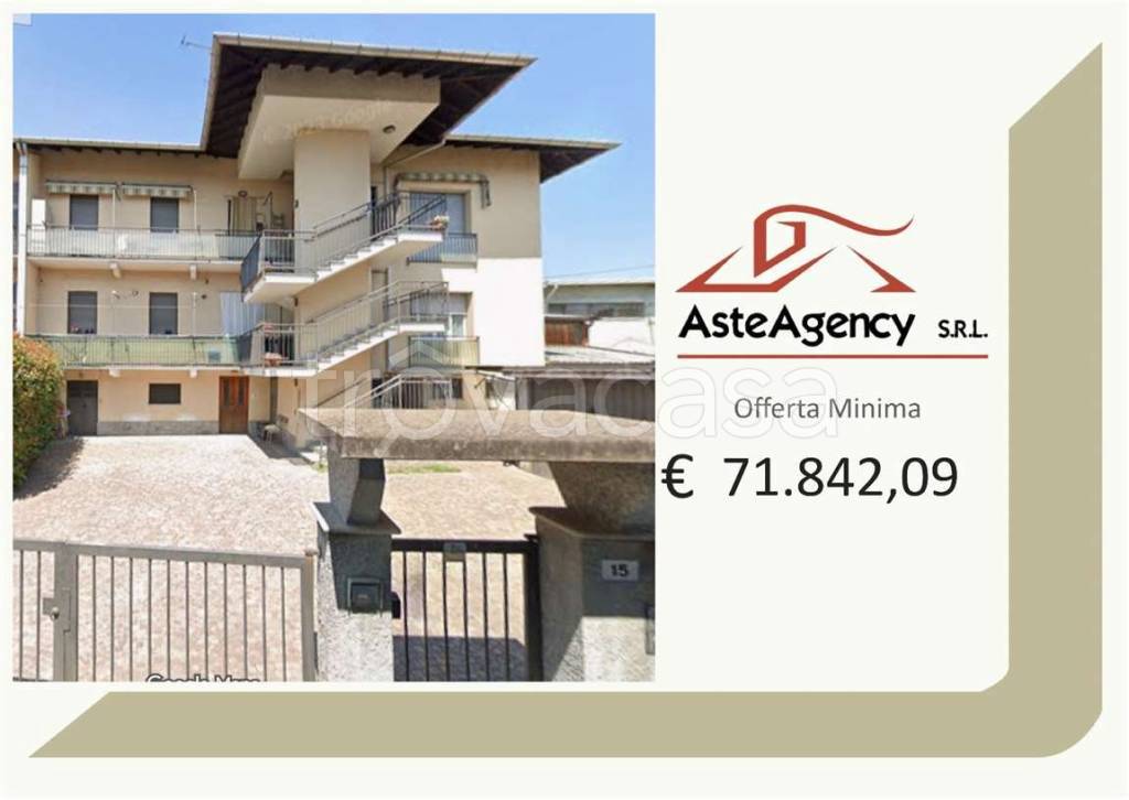 appartamento in vendita a Sesto Calende