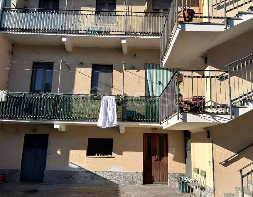 appartamento in vendita a Sesto Calende