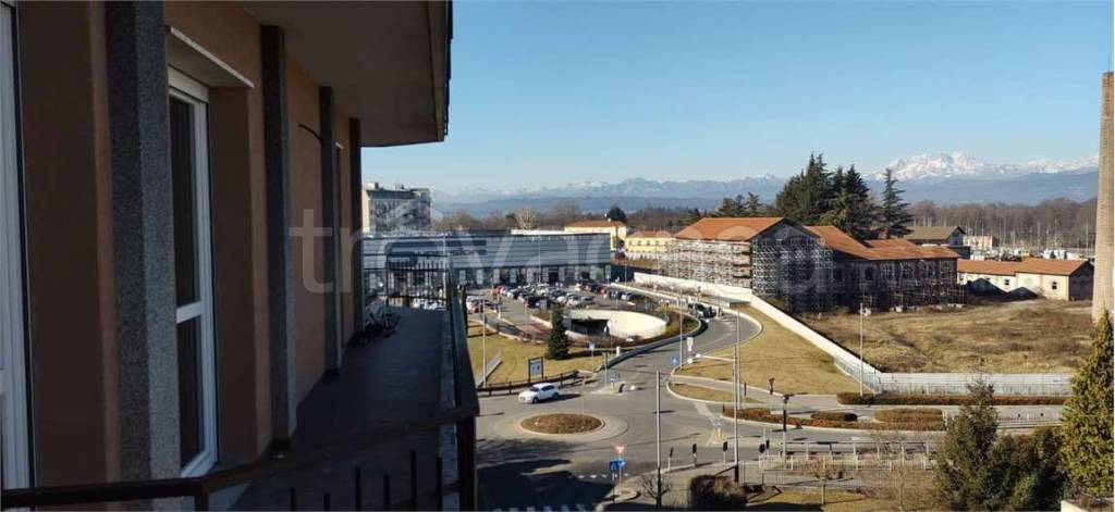 appartamento in vendita a Sesto Calende