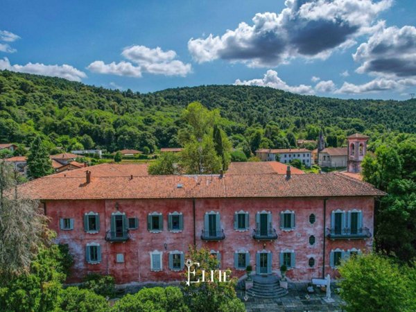 appartamento in vendita a Sesto Calende in zona Lentate