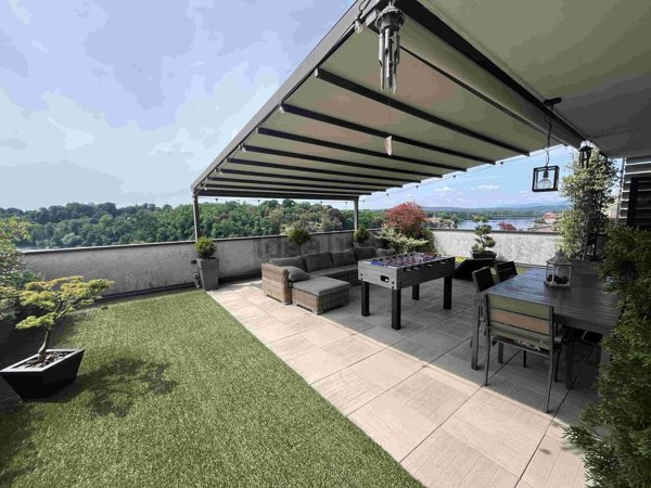 appartamento in vendita a Sesto Calende