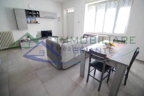 appartamento in vendita a Sesto Calende