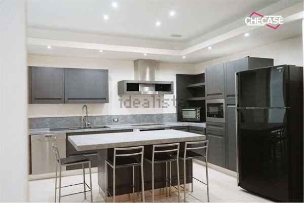 appartamento in vendita a Sesto Calende