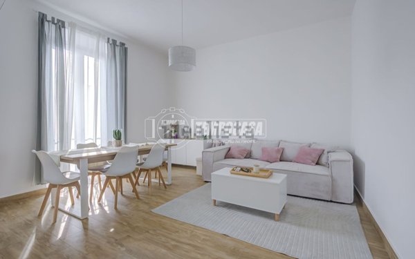 appartamento in vendita a Sesto Calende