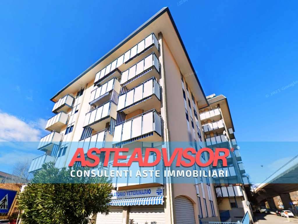 appartamento in vendita a Sesto Calende