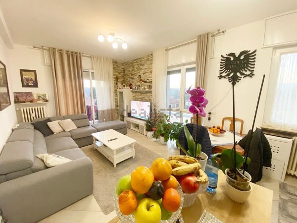 appartamento in vendita a Sesto Calende