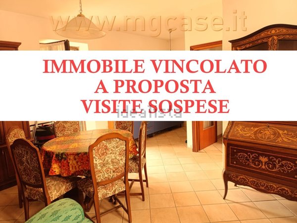 appartamento in vendita a Sesto Calende