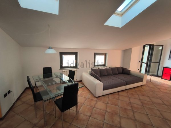 appartamento in vendita a Sesto Calende