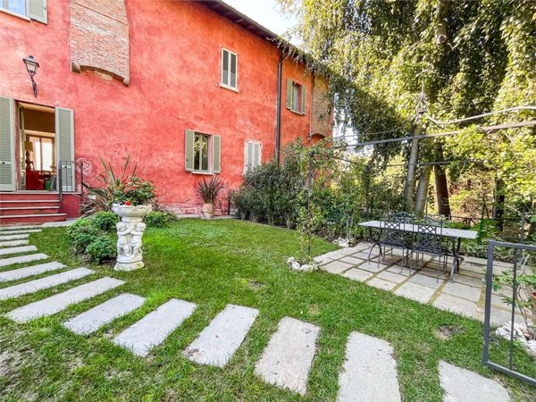 appartamento in vendita a Sesto Calende in zona Lentate