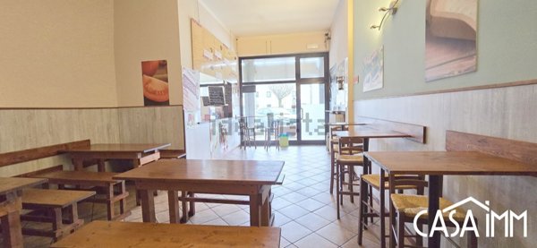 negozio in vendita a Sesto Calende