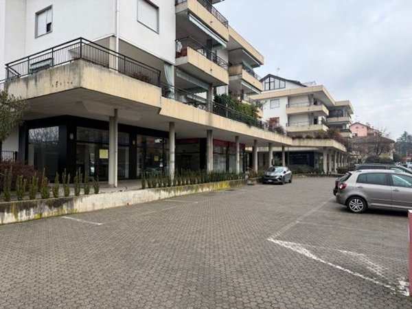 loft in vendita a Sesto Calende