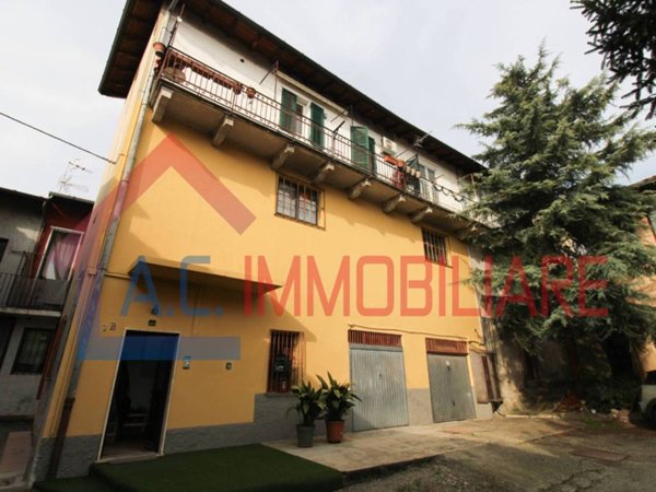 appartamento in vendita a Sesto Calende