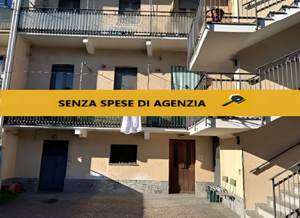 appartamento in vendita a Sesto Calende