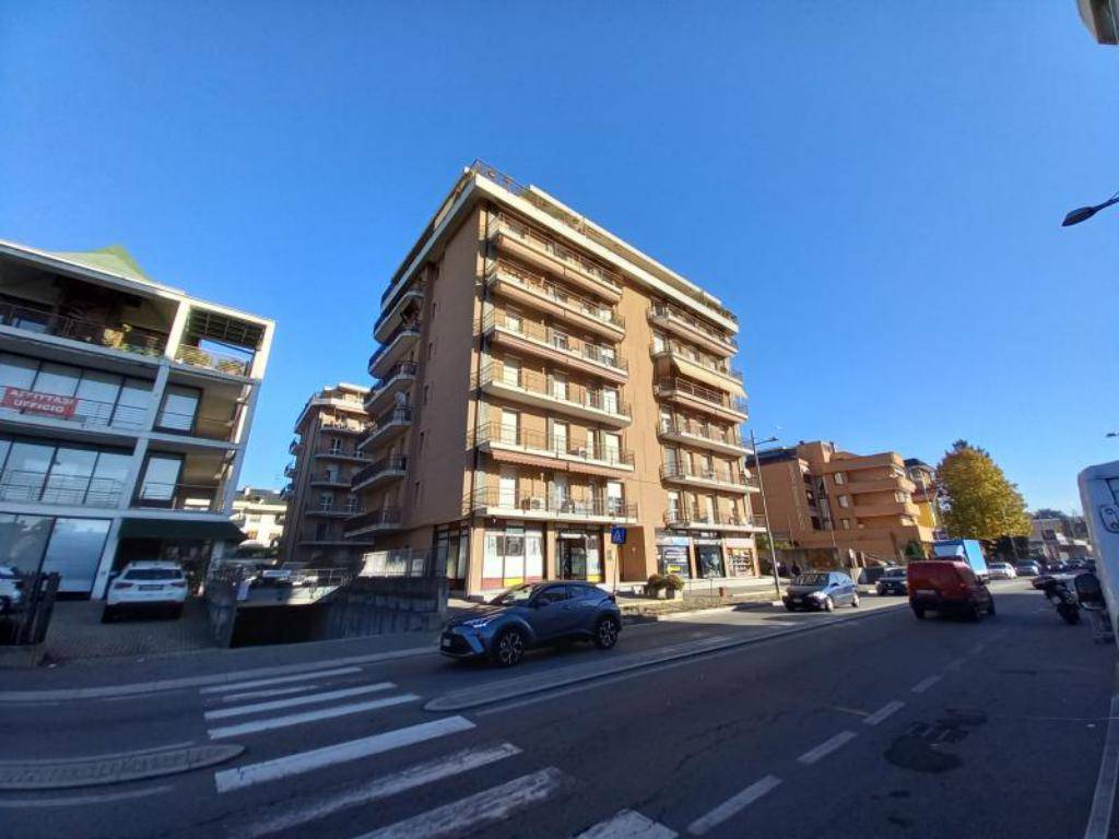 appartamento in vendita a Sesto Calende