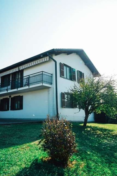 appartamento in vendita a Sesto Calende