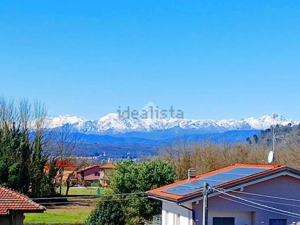 appartamento in vendita a Sesto Calende