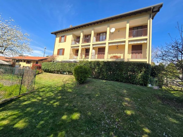 appartamento in vendita a Sesto Calende