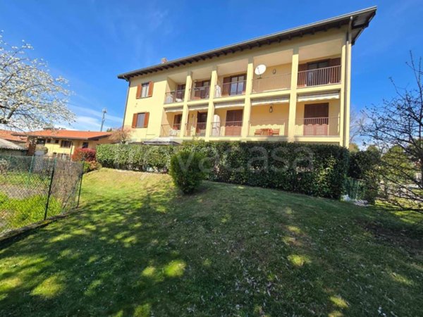 appartamento in vendita a Sesto Calende