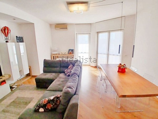 appartamento in vendita a Sesto Calende