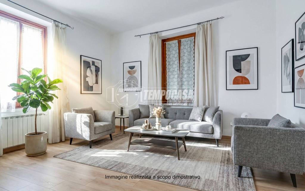appartamento in vendita a Sesto Calende