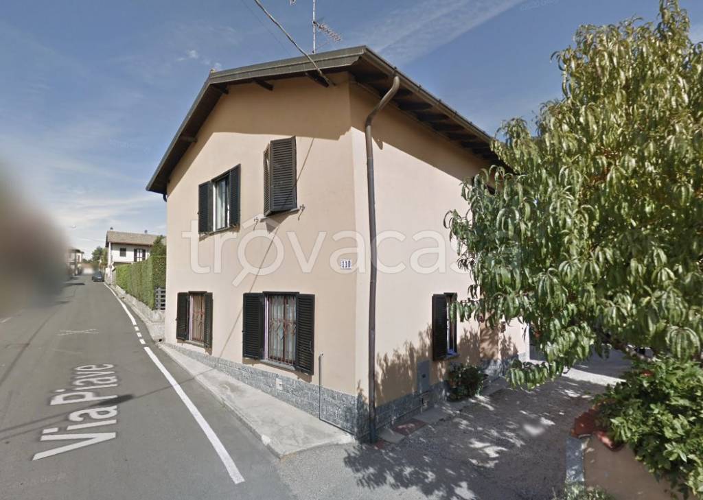 appartamento in vendita a Sesto Calende