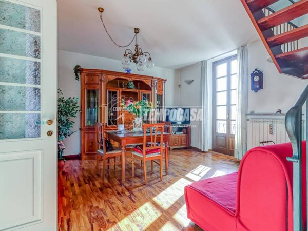 appartamento in vendita a Sesto Calende