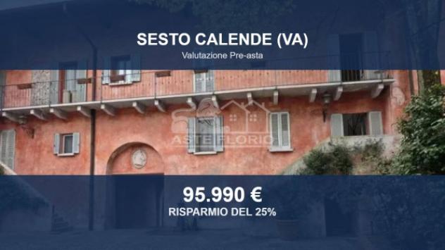 appartamento in vendita a Sesto Calende in zona Lentate