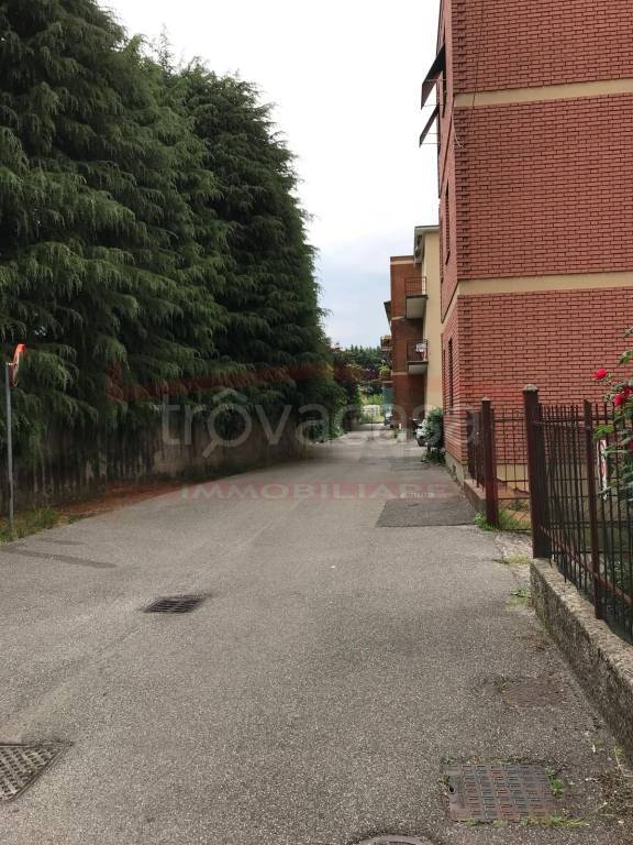 appartamento in vendita a Sesto Calende in zona Sant'Anna