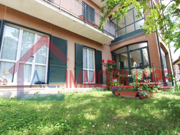 appartamento in vendita a Sesto Calende