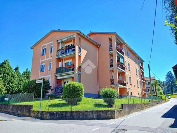 appartamento in vendita a Sesto Calende