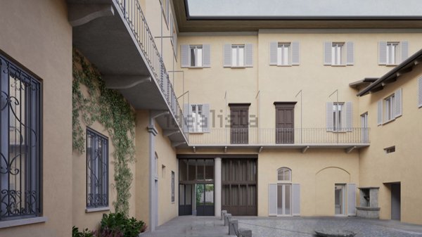 appartamento in vendita a Sesto Calende