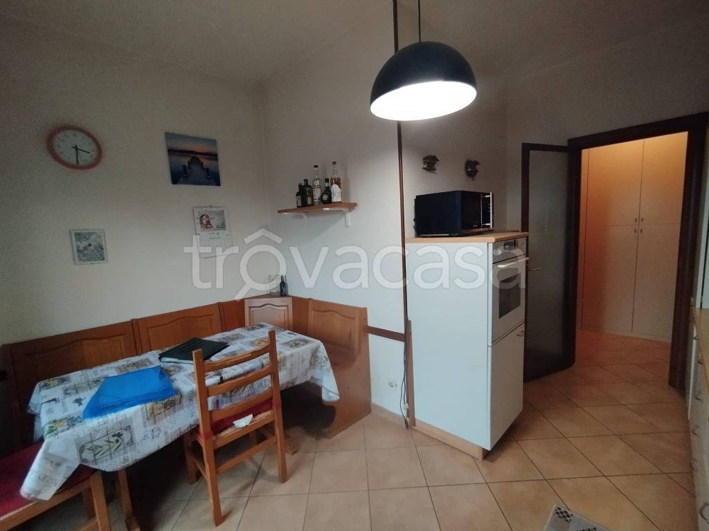appartamento in vendita a Sesto Calende