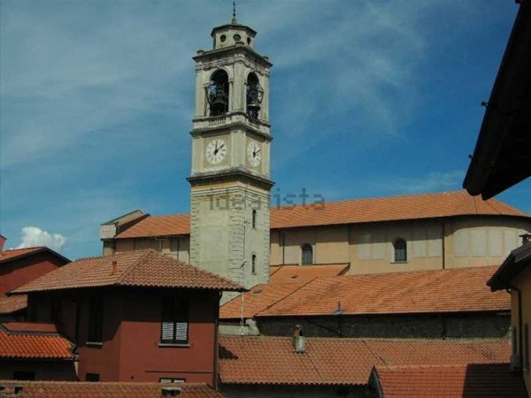 appartamento in vendita a Sesto Calende in zona Oca
