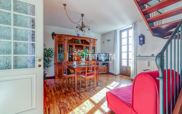 appartamento in vendita a Sesto Calende